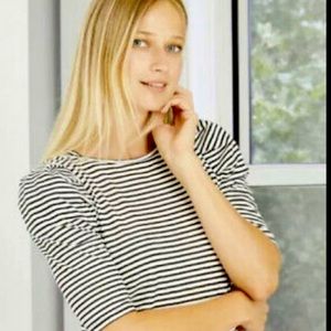 Who What Wear Blk/Wht Striped Puff Shoulder Top